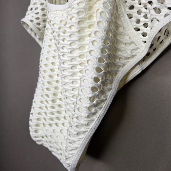 Becca Castaway Plunge One Piece Swimsuit In White - Picture 13 of 16